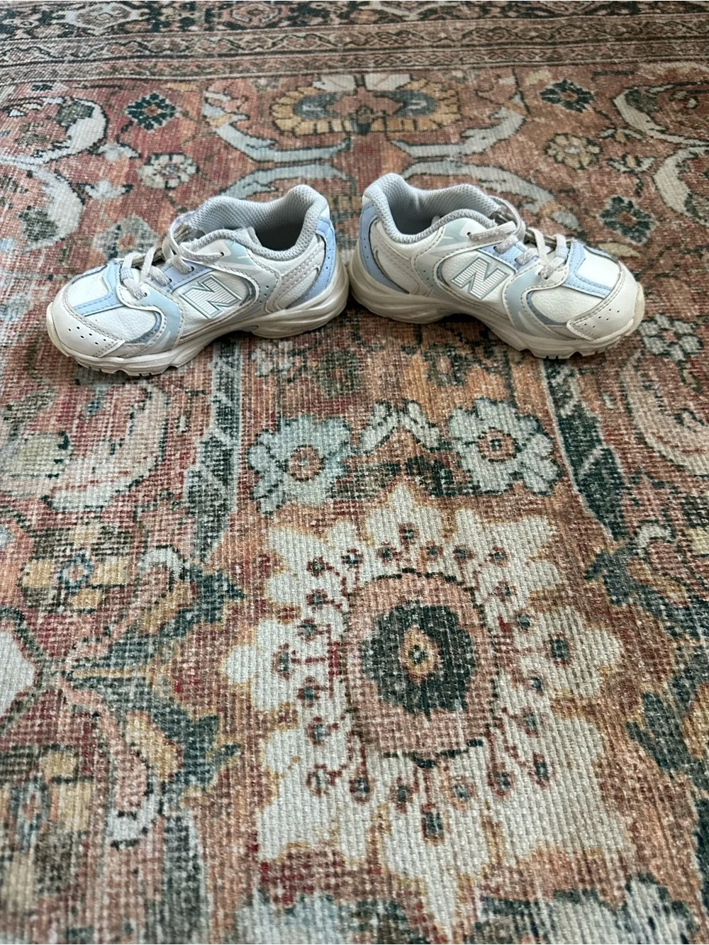 New Balance Kids White & Light Blue Casual Sneakers